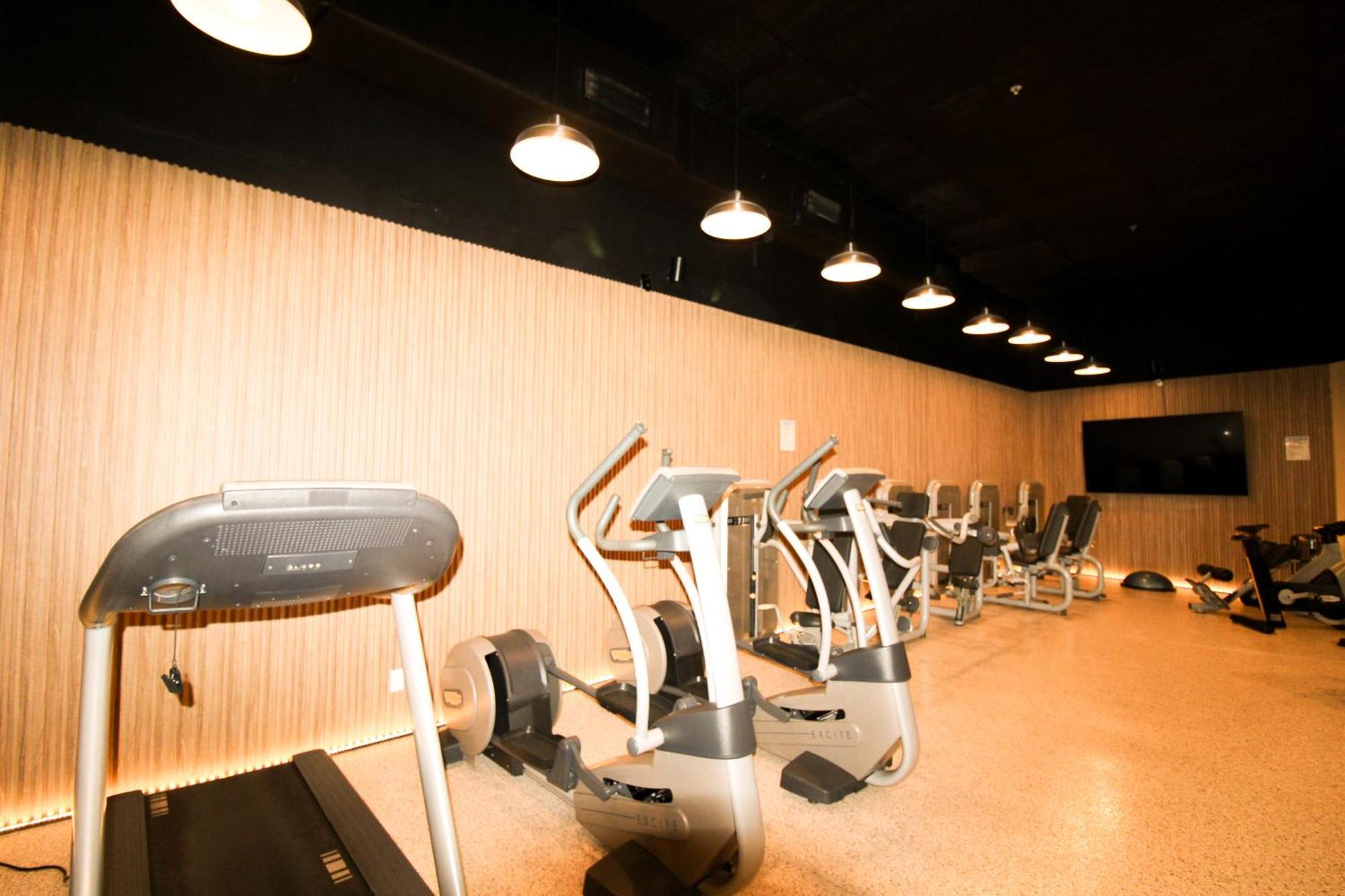 Castle M16 Oceanview Loft With Beach Access, Pool, Tennis And Free Parking! ไมอามีบีช ภายนอก รูปภาพ
